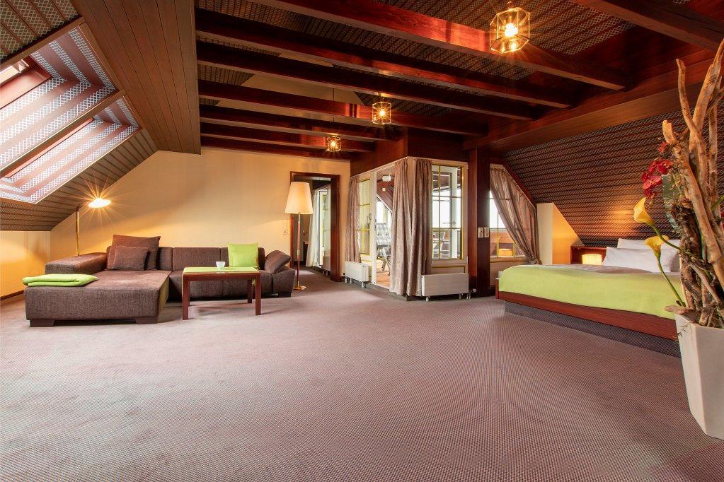 Akzent Hotel Loewen Langenargen Exteriör bild